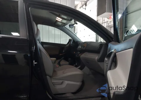 2012 Toyota Rav4 z USA, uszkodzony, nr VIN 2T3BF4DV4CW266061